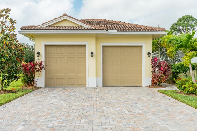 139 Se Via Bisento, House other with 3 bedrooms, 2 bathrooms and null parking in Port St. Lucie FL | Image 6