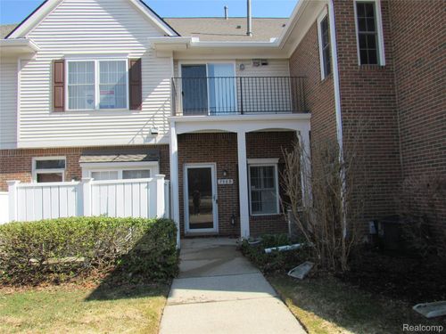 unit-b-798 Amberly Dr, Waterford, MI, 48328-4941 | Card Image