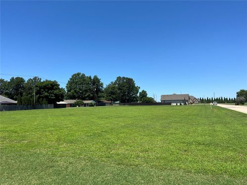 15 Laurelwood Dr, Kennett, MO, 63857 | Card Image