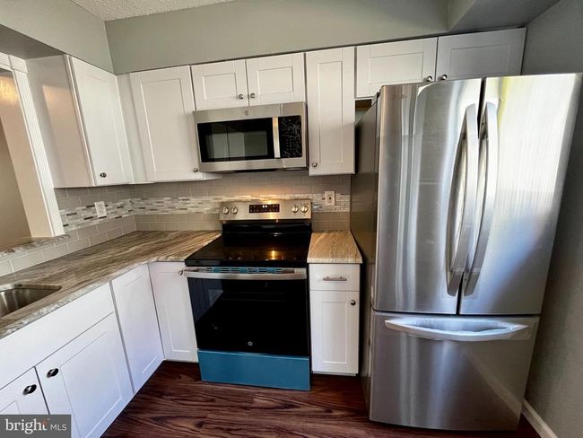 33 Georgetown Rd, Townhouse with 2 bedrooms, 2 bathrooms and null parking in LINDENWOLD NJ | Image 9
