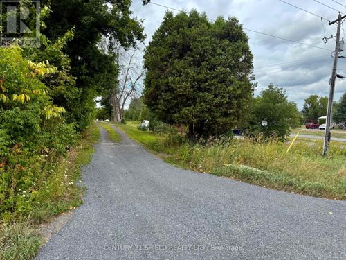 16403 County Rd 36 Road, South Stormont, ON, K0C1P0 | Card Image