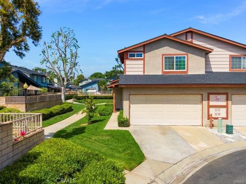 860 Carlton Privado, Ontario, CA, 91762 | Card Image