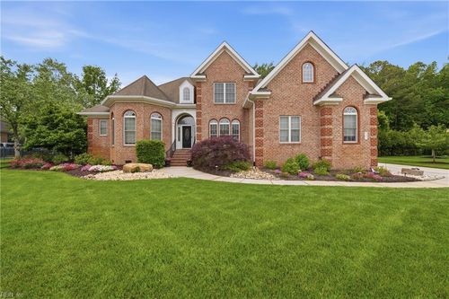 521 Thistley Lane, Chesapeake, VA, 23322 | Card Image