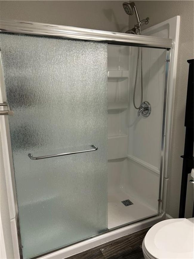Master Bath Shower | Image 15