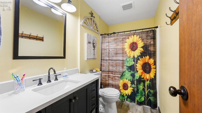 12255 Williams Rd, House other with 5 bedrooms, 2 bathrooms and 3 parking in Homerville OH | Image 20