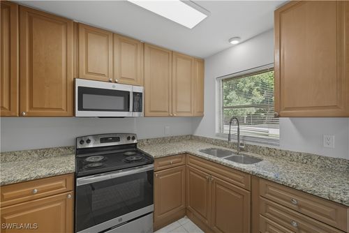 1069 Highlands Dr, Naples, FL, 34103-2339 | Card Image