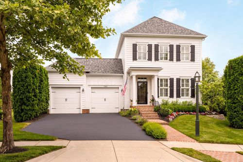7930 Cole Park N, New Albany, OH, 43054-2514 | Card Image
