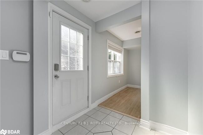 9 Sunnidale Rd, Home with 4 bedrooms, 2 bathrooms and 6 parking in Barrie ON | Image 28
