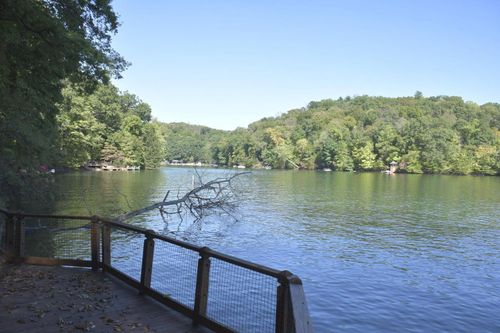 1216 Taos Ln, Sugar Grove, OH, 43155-9657 | Card Image