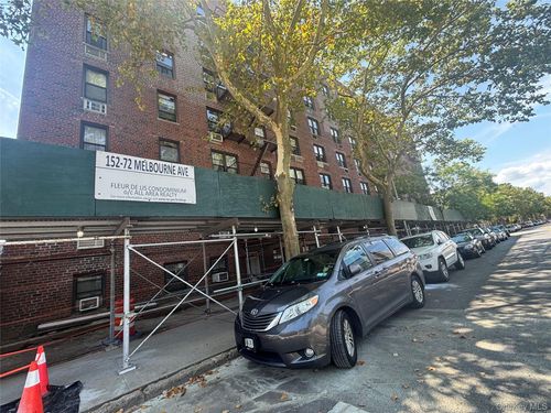 apt-1b-15272 Melbourne Ave, Flushing, NY, 11367-1412 | Card Image