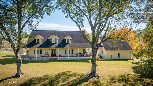 255 Petit Ln, Wartburg, TN, 37887-3622 | Card Image