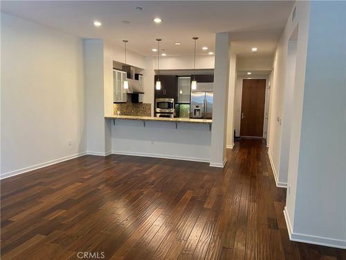 116-21 Gramercy, Irvine, CA, 92612-0008 | Card Image