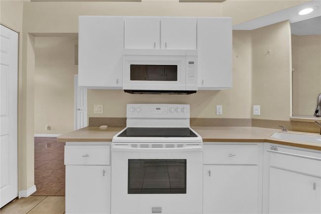 66 Hickory Loop, House other with 3 bedrooms, 2 bathrooms and null parking in OCALA FL | Image 13