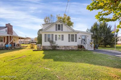 304 Schoch Street, House other with 4 bedrooms, 1 bathrooms and null parking in Middleburg PA | Image 1