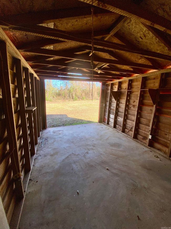 36054 E Highway 80, House other with 3 bedrooms, 2 bathrooms and null parking in Danville AR | Image 12