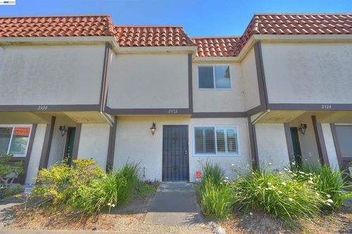 2322 Belvedere Ave, San Leandro, CA, 94577-6550 | Card Image