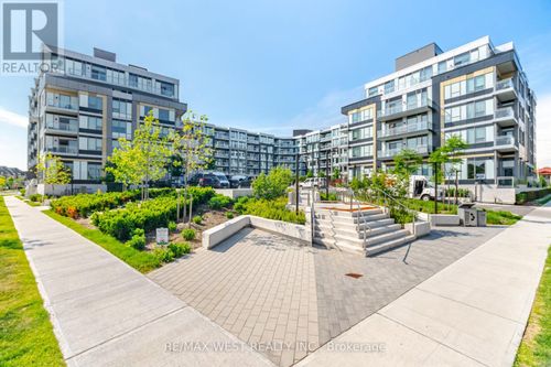 640-2501 Saw Whet Boulevard, Oakville (GA Glen Abbey), ON, L6M5N2 | Card Image