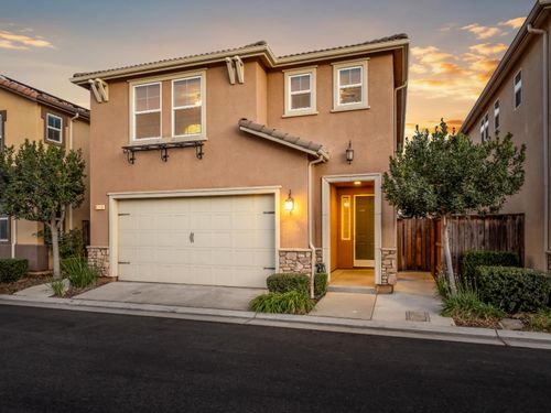 3243 W Nobility Drive, Fresno, CA, 93711 | Card Image