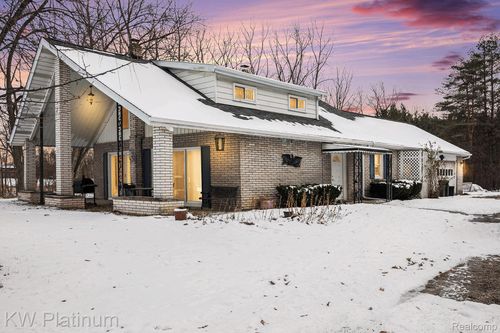 4705 Ketchum Rd, Saint Clair, MI, 48079-4103 | Card Image