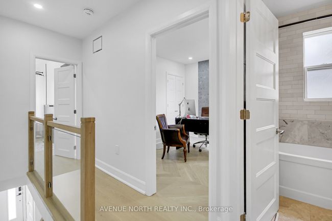 48 Brighton Ave, House attached with 5 bedrooms, 4 bathrooms and 2 parking in Ottawa ON | Image 23