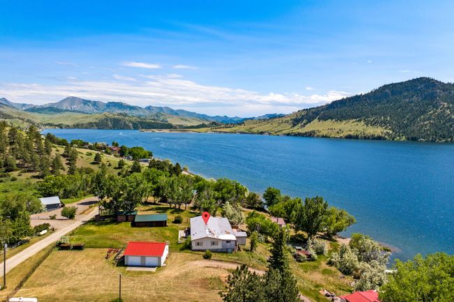 1872 Beartooth Rd, House other with 3 bedrooms, 2 bathrooms and null parking in Wolf Creek MT | Image 14