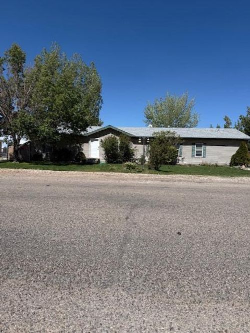 723 E Rose Ln, Enoch, UT, 84721-9444 | Card Image