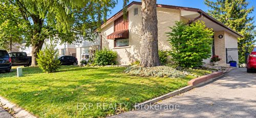 8 Habitat Square, Brampton, ON, L6S1X7 | Card Image