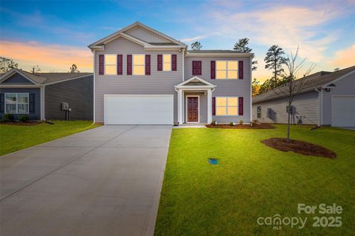 172 Callie River Ct, Clyde, NC, 28721-0709 | Card Image
