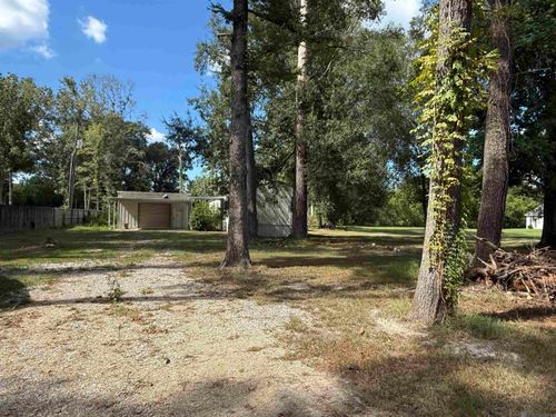 11085 Whispering Oaks Dr, Denham Springs, LA, 70726-1759 | Card Image