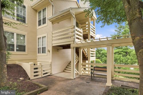 j-6605 Jupiter Hills Cir, ALEXANDRIA, VA, 22312-3220 | Card Image