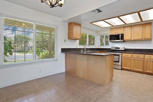 1031 Plumas Way, Manteca, CA, 95336 | Card Image