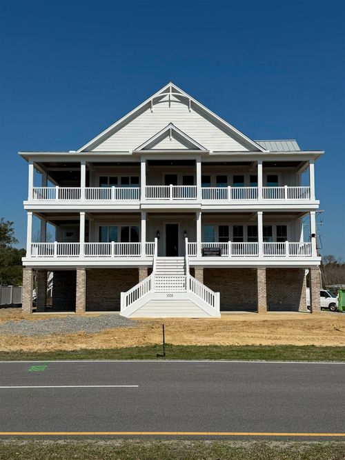 1005 N Ocean Blvd, North Myrtle Beach, SC, 29582-2843 | Card Image