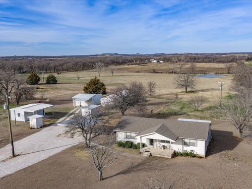 222 County Road 3331, Paradise, TX, 76073-2220 | Card Image