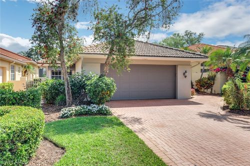 216-0-11484 Quail Village Way, NAPLES, FL, 34119-8950 | Card Image