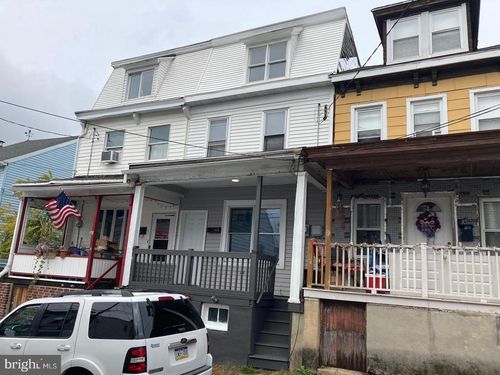 230 Twin St, MINERSVILLE, PA, 17954-1337 | Card Image
