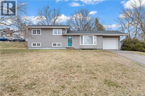 1 Broadview Ave, Sussex, NB, E4E1B9 | Card Image