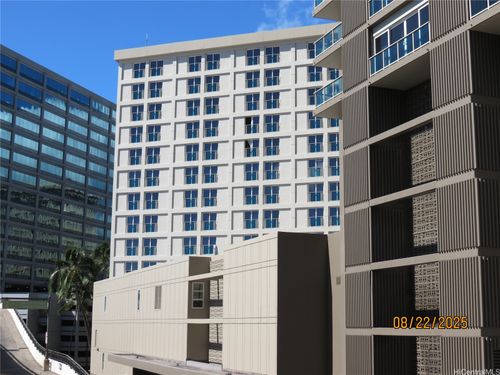 653-410 Atkinson Dr, Honolulu, HI, 96814-4730 | Card Image