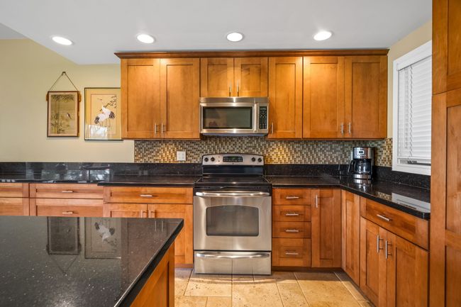 APT-712 - 2370 Hoohu Rd, Condo with 2 bedrooms, 2 bathrooms and null parking in KOLOA HI | Image 11