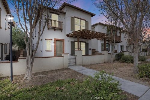 3-665 E. Riverside Dr., Ontario, CA, 91761 | Card Image