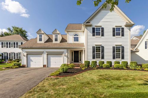 7292 Halcyon Pl, New Albany, OH, 43054-9462 | Card Image