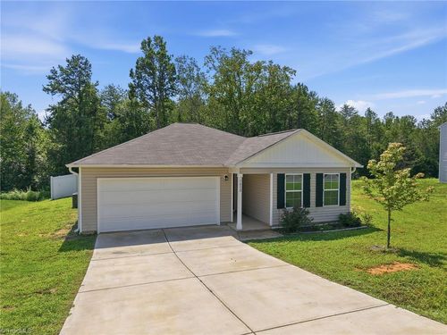 7432 Humble Farm Dr, Liberty, NC, 27298-8731 | Card Image