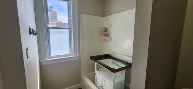 2 - 786 Highland Ave, Home with 2 bedrooms, 1 bathrooms and 2 parking in Waterbury CT | Image 11