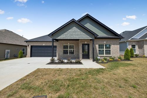 645 Woodrush Dr, Clarksville, TN, 37040-6318 | Card Image