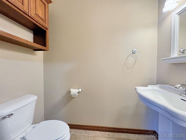 1530 Redwood Pl, House other with 4 bedrooms, 3 bathrooms and null parking in Tahlequah OK | Image 48
