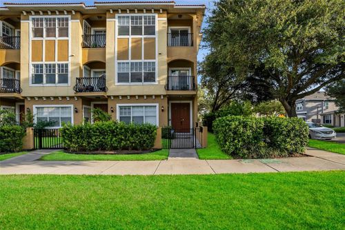 apt-16-111 Albany Ave, TAMPA, FL, 33606-1527 | Card Image