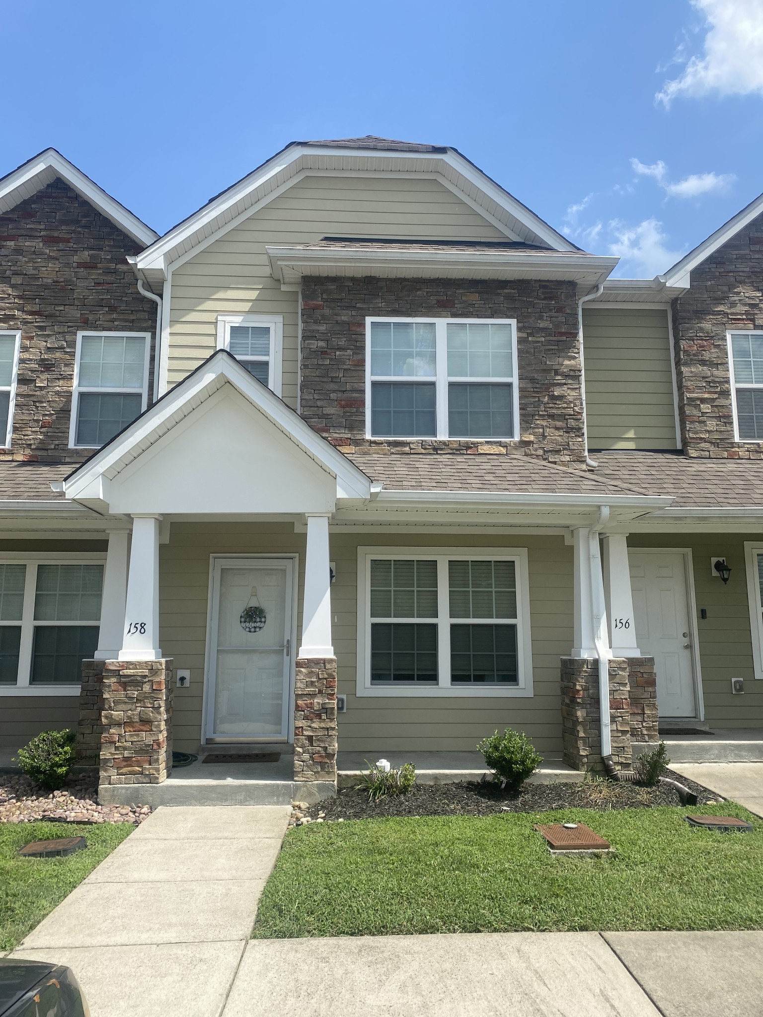 Cobblestone Place Dr, Goodlettsville, TN 37072