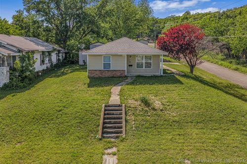 1811 Revard Avenue, Pawhuska, OK, 74056 | Card Image