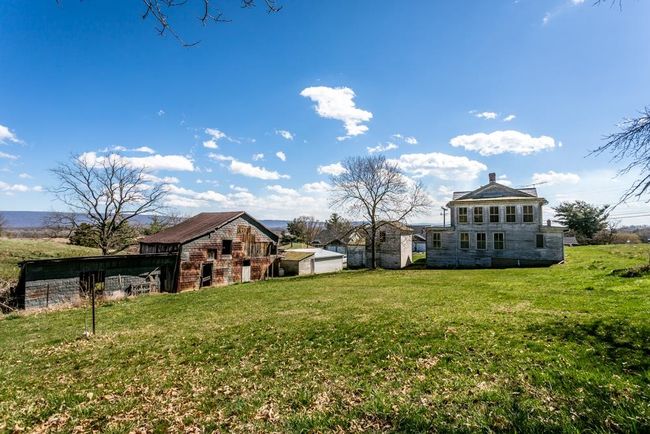 253 Church St, House other with 5 bedrooms, 1 bathrooms and null parking in TIMBERVILLE VA | Image 4