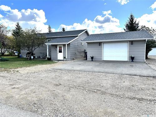 309 3 St S, St. Brieux, SK, S0K | Card Image