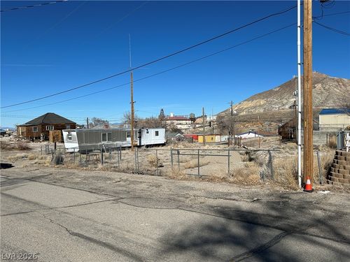 626 N South St, Tonopah, NV, 89049 | Card Image